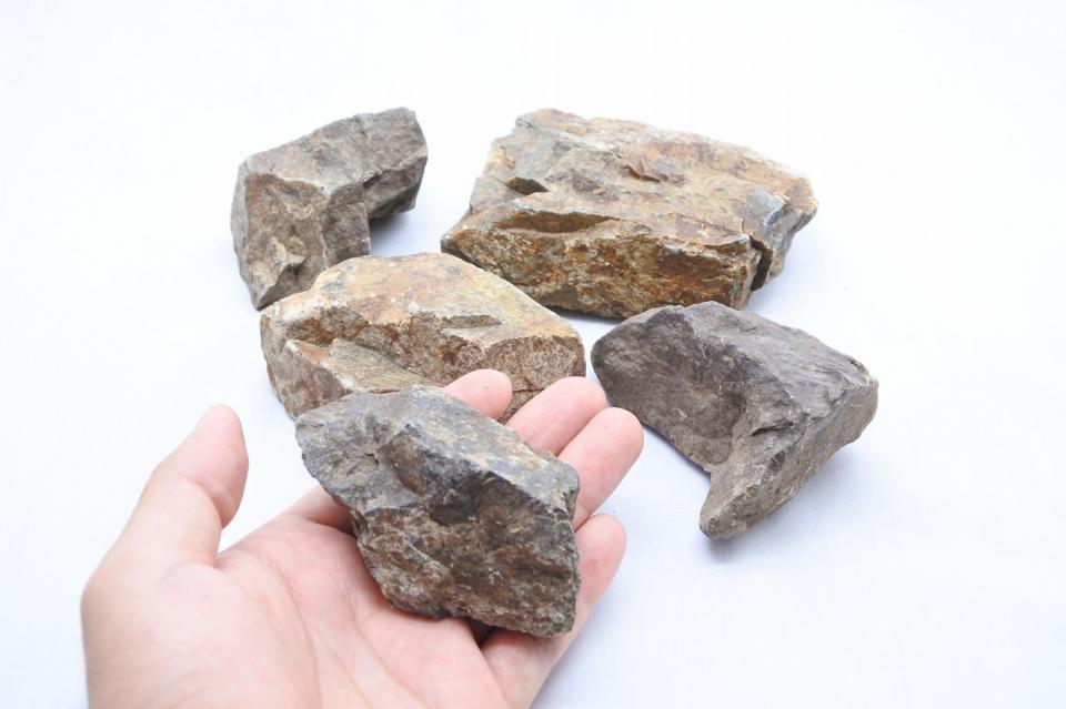 山石S（形状お任せ）