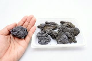 暗黒石SS（形状お任せ、パック詰め）：画像1