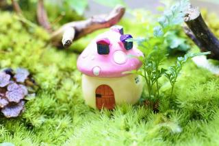 コケリウムフィギュア きのこのお家M ピンク：画像1