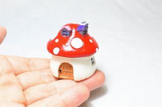 コケリウムフィギュア きのこのお家L レッド：画像3