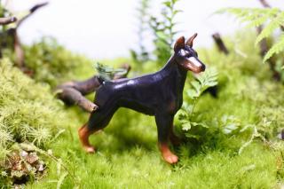 コケリウムフィギュア 犬 ドーベルマン：画像1